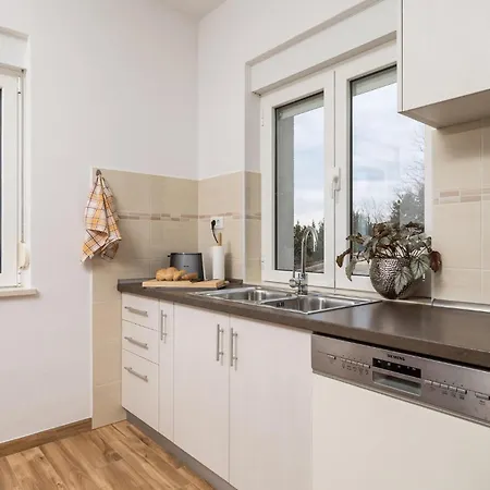 Apartmán Lovely In Bregi With House Sea View *