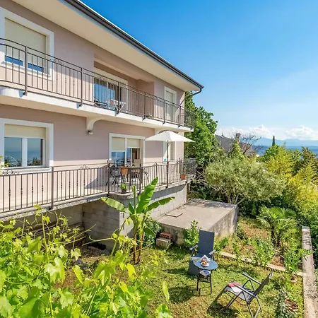 Lovely In Bregi With House Sea View Apartmán Opatija